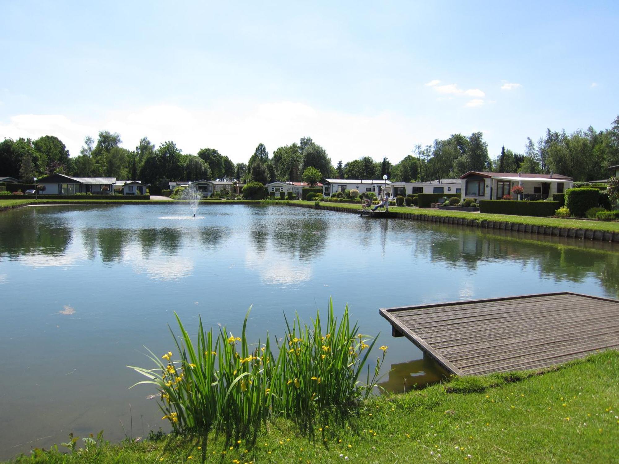 Hderh - Eco Lodge Op Vakantiepark De Ijsvogel, Zwembaden, Kids Fun, Natuur En Rust 부투이젠 외부 사진