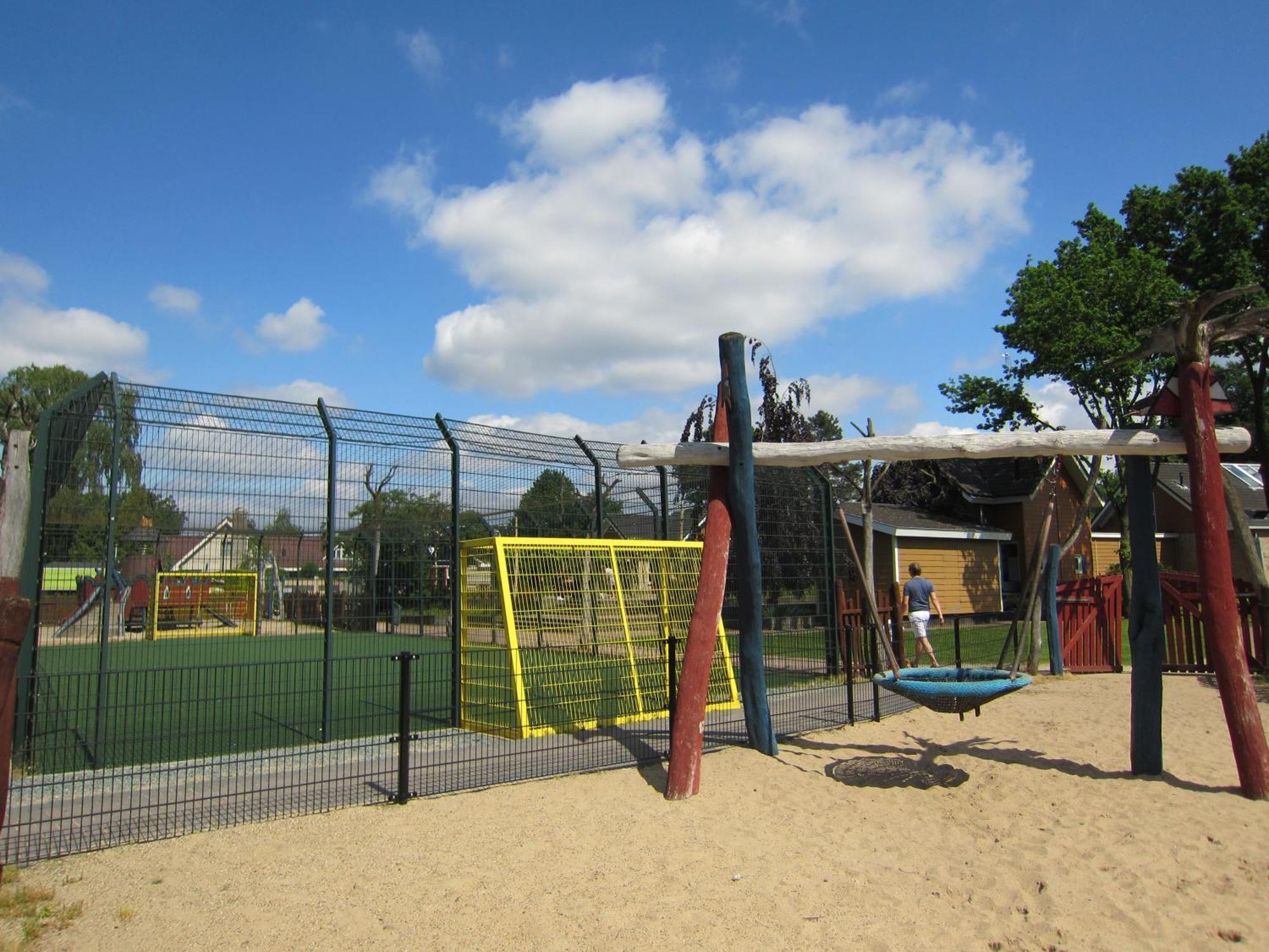 Hderh - Eco Lodge Op Vakantiepark De Ijsvogel, Zwembaden, Kids Fun, Natuur En Rust 부투이젠 외부 사진
