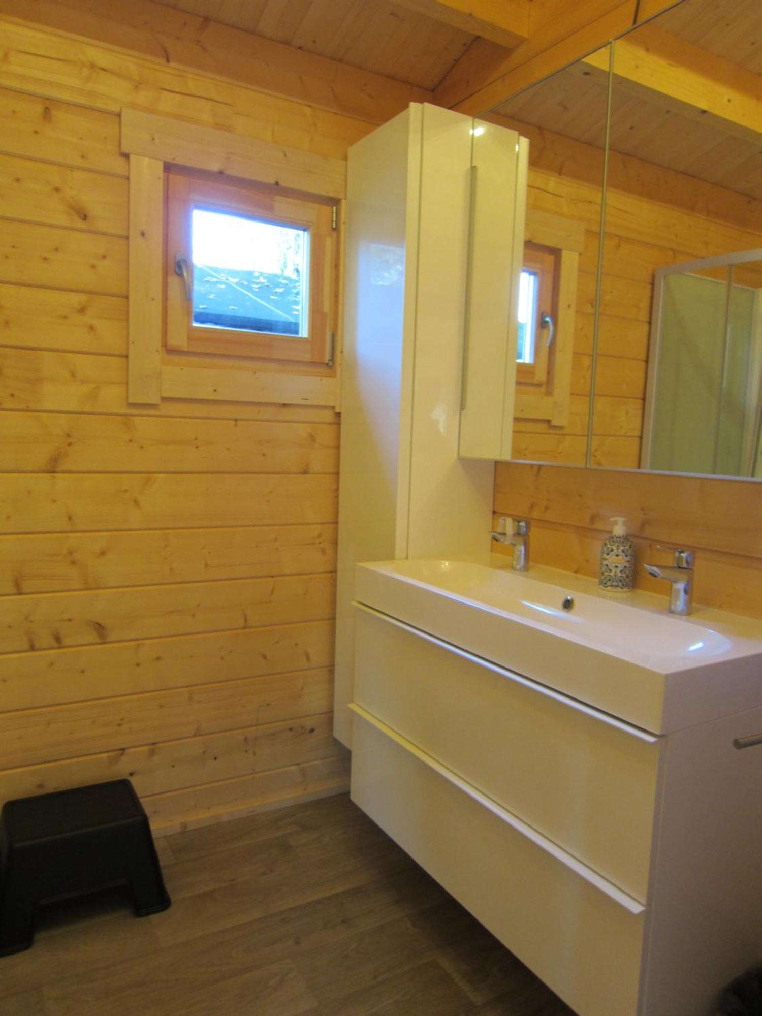 Hderh - Eco Lodge Op Vakantiepark De Ijsvogel, Zwembaden, Kids Fun, Natuur En Rust 부투이젠 객실 사진